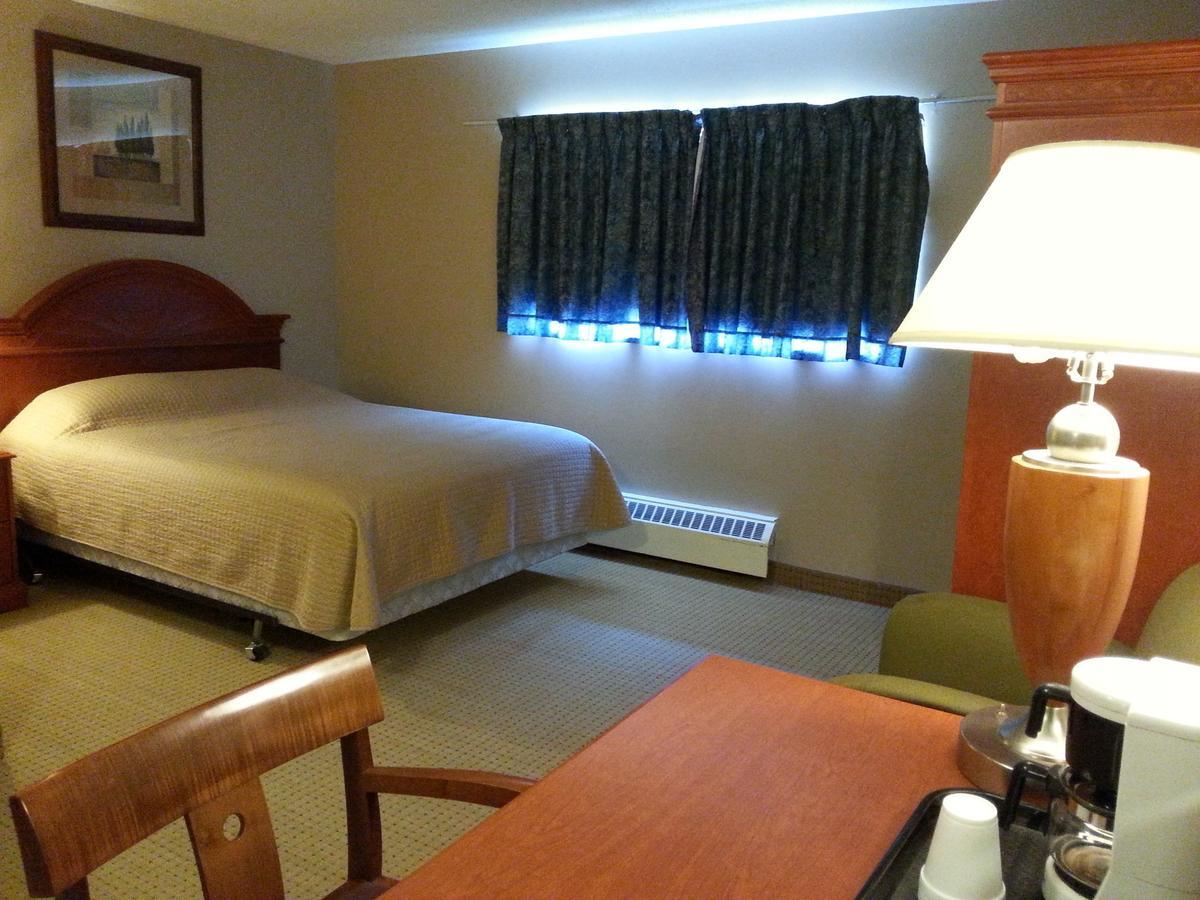 Cudworth Motor Inn Zimmer foto